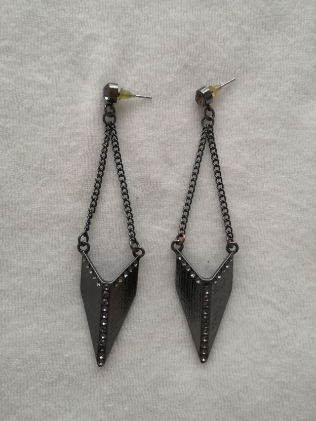 Pendientes cadena y pieza con cristales 