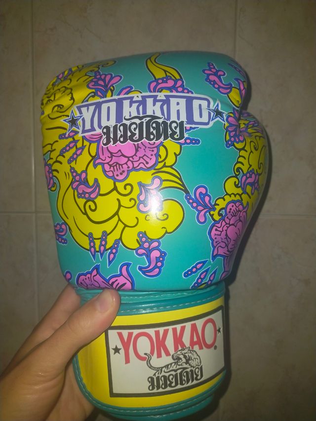 Guantes nuevos YOKKAO 14 OZ