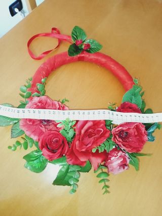 Ghirlanda floreale rotonda colore Rosso