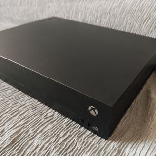 Xbox One X 1 Tb con 2 mandos IMPECABLE