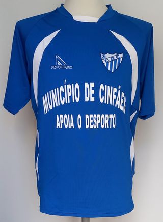 Camisola de jogo do C.D. Cinfães