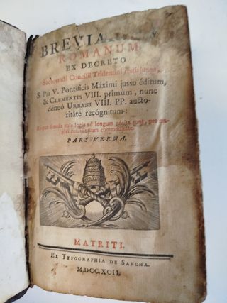 Antiguo libro breviario romano, en latín, año 1792