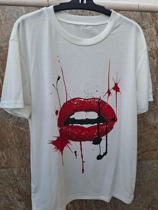 Camiseta imagen labios