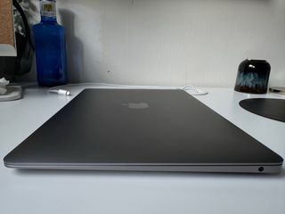 Macbook M1