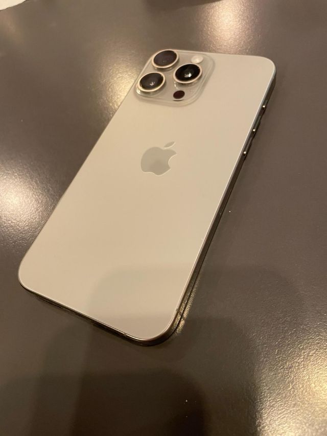 Iphone 15 pro Max