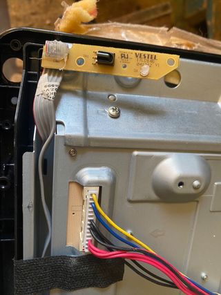 Piezas TV LCD Toshiba 32W1333G