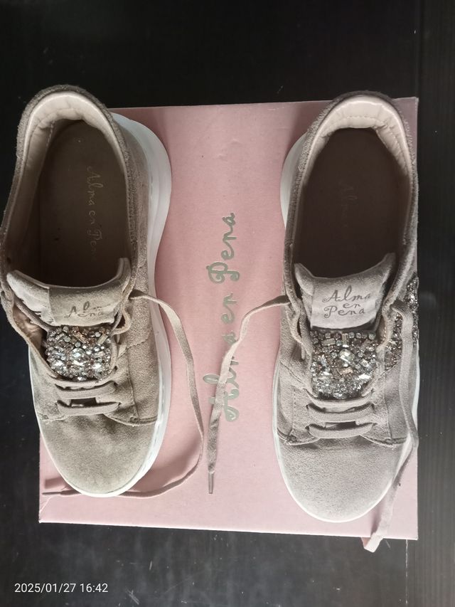 Zapatos Alma en Pena. 37.