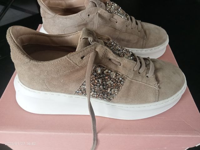 Zapatos Alma en Pena. 37.