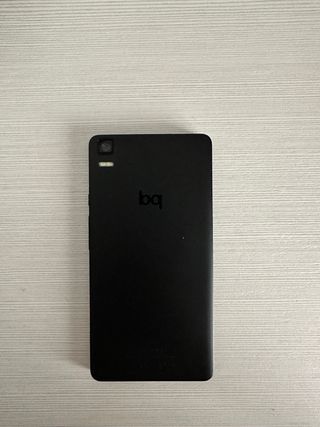 Dos teléfonos móviles