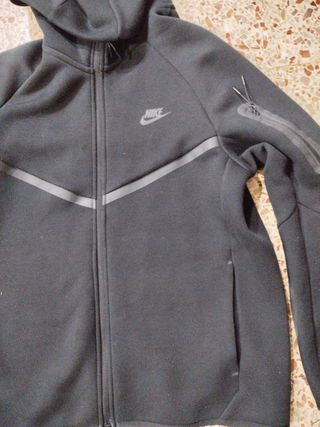 Nike text negro verdadero 
