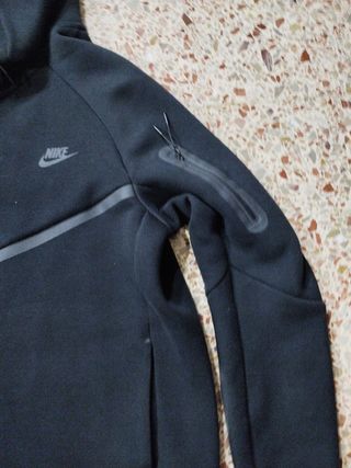 Nike text negro verdadero 