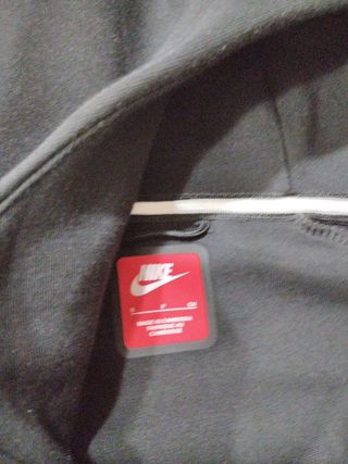 Nike text negro verdadero 