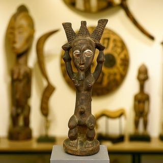 Estatua africana “Agni” de Costa de Marfil 41 cm