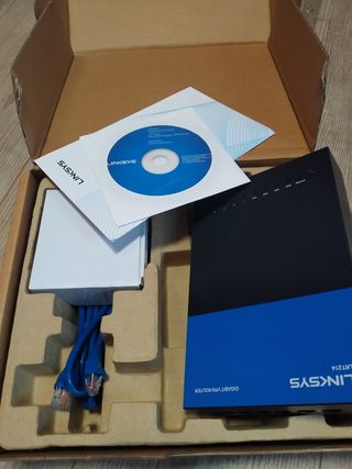 Router VPN Linksys LRT214