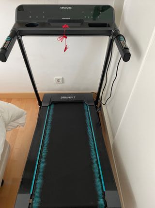 Cinta de correr plegable CECOTEC. WAYHOME 1000 RUN