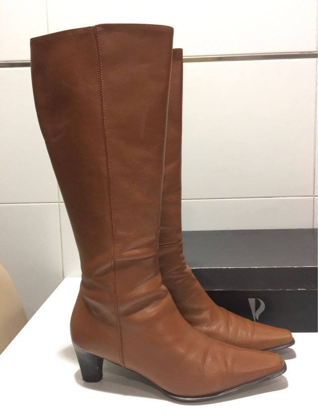 Bota alta piel marca Plumers talla38