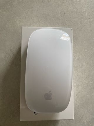 Magic Mouse 2  raton inalambrico apple 