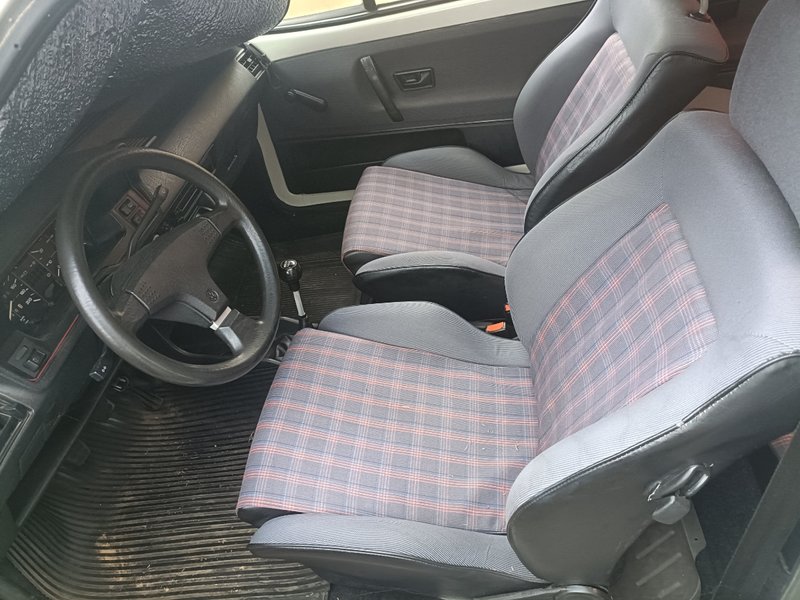 Volkswagen Polo 1989 - foto 1