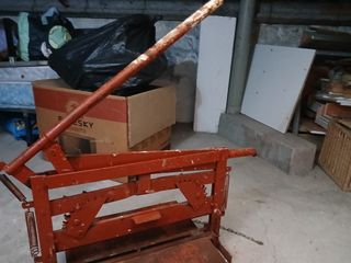 Divisor y cortador de bloque