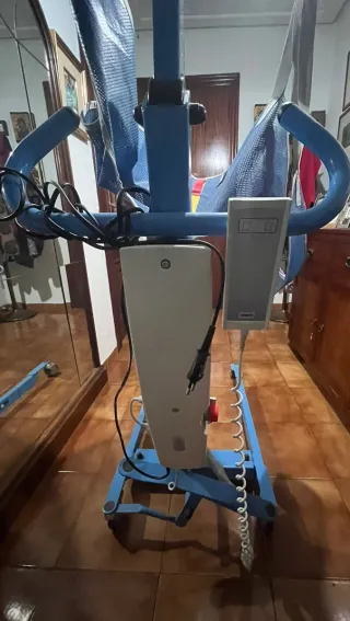 Grúa de movilización de personas