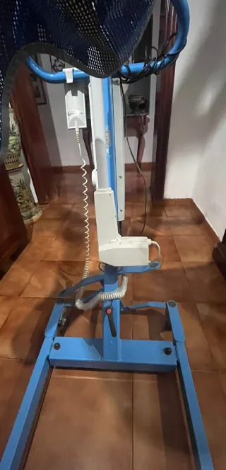 Grúa de movilización de personas