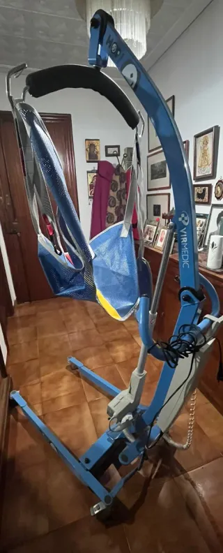 Grúa de movilización de personas