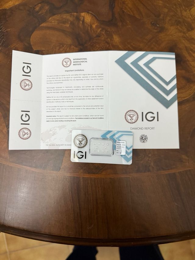 10 diamati naturali 0,77 carati