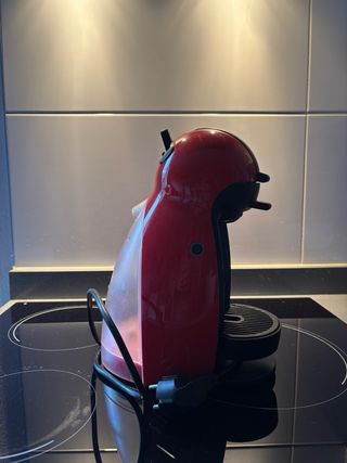 Cafetera Dolce gusto Roja