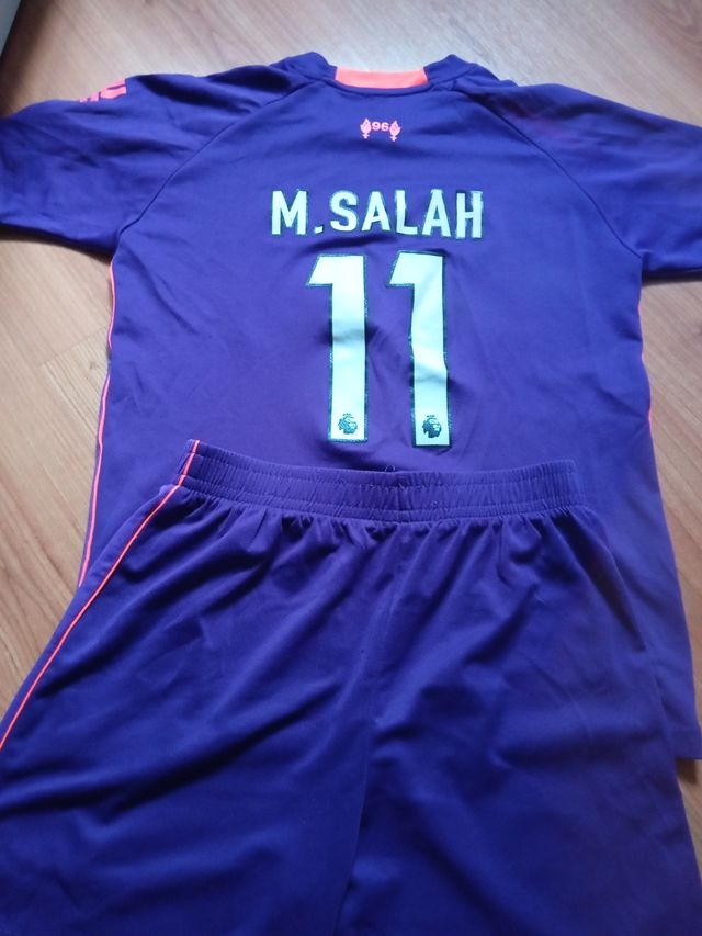 Equipación Liverpool talla 14