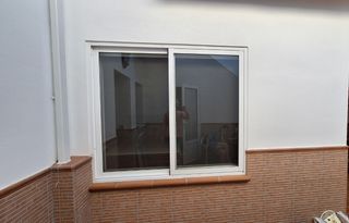 Ventana o contraventanas aluminio Sin Persianas