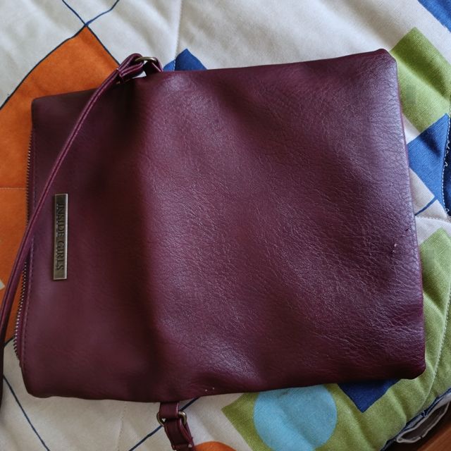 Bolso bandolera granate