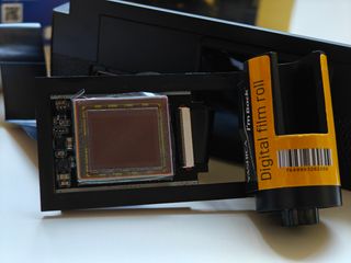 Respaldo digital para cámaras anlógicas I´M BACK