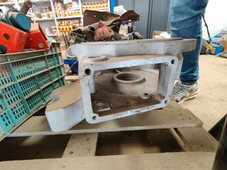 CAJA DE REDUCTOR O JAMON DE TRACTOR DE CADENA