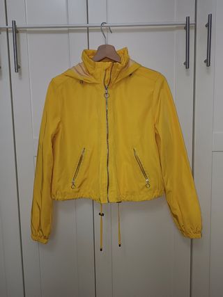 Chaqueta chubasquero 