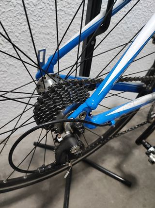 Bicicleta carretera escuelas