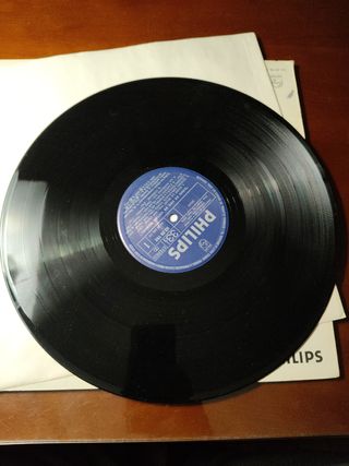 Vinilo. Víctor Manuel. Disco de oro