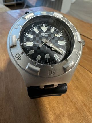 Reloj swatch IRONY scuba 200 negro aluminium