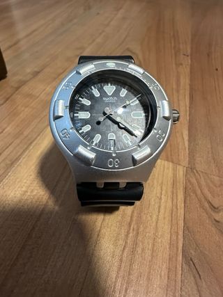 Reloj swatch IRONY scuba 200 negro aluminium