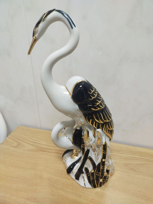 Figura decorativa de cerámica