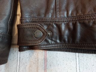 CAZADORA DE CUERO AUTÉNTICO