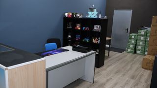 Local comercial con vivienda