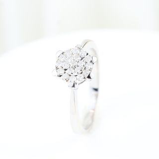 Anillo roseta de oro con diamantes
