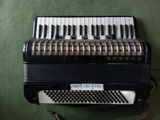 Acordeón Hohner Atlantic III P