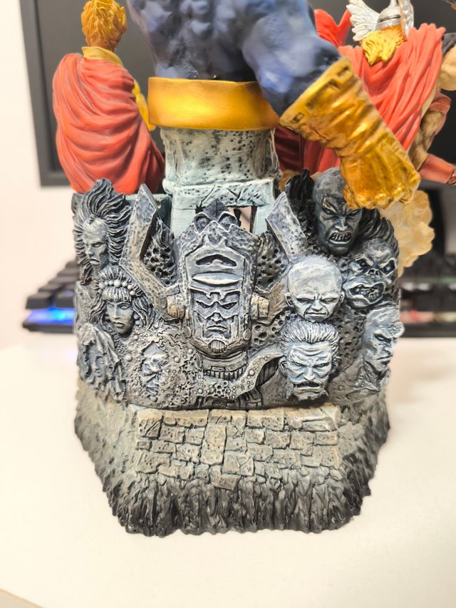 DIORAMA MARVEL GUANTELETE INFINITO