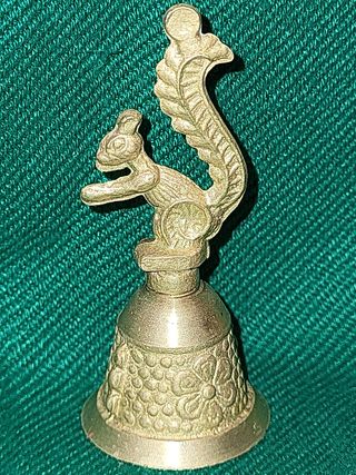 Campanita bronce vintage