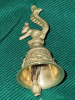 Campanita bronce vintage