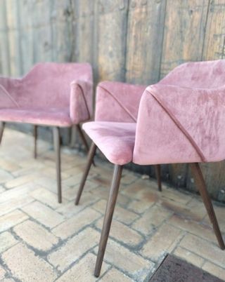 Sillas terciopelo.
