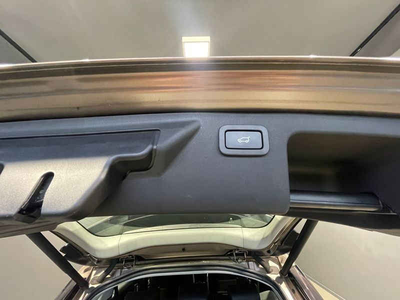 Land Rover Discovery Sport 2016, foto 19