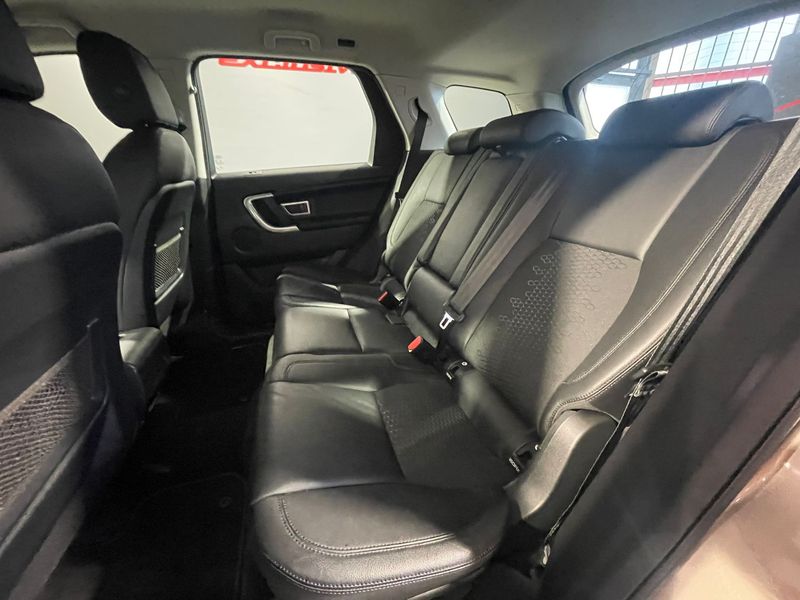 Land Rover Discovery Sport 2016, foto 21