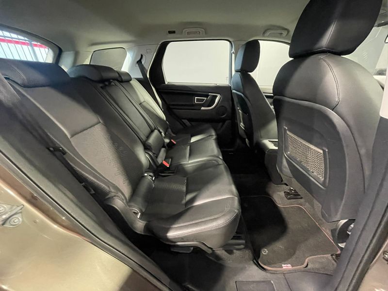Land Rover Discovery Sport 2016, foto 23
